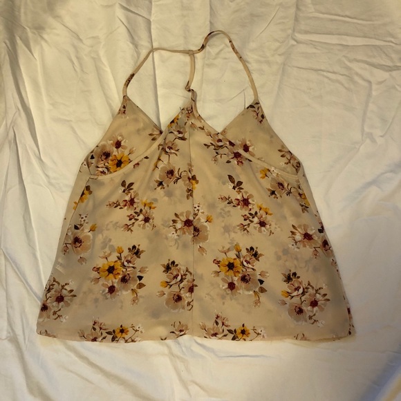 Summer floral tank top that doesn’t fit - Picture 3 of 3